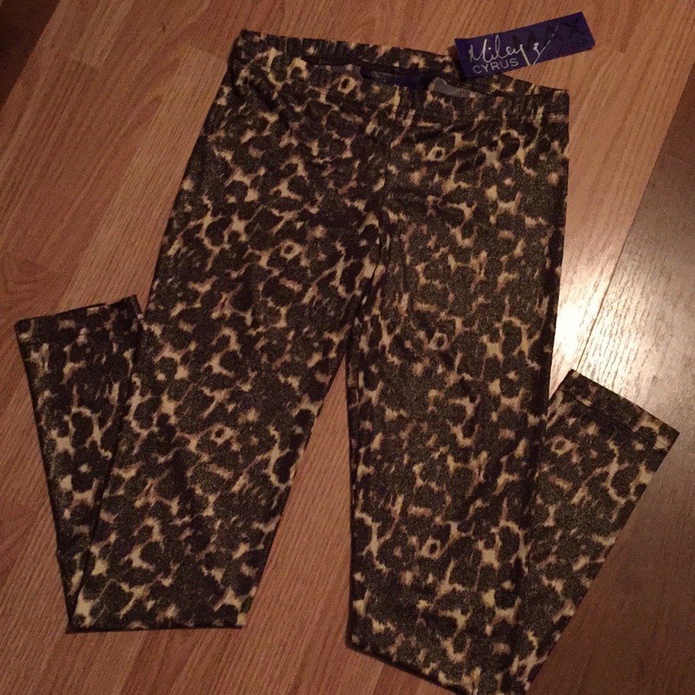 Miley Cyrus Leggings, Sz M, NWT